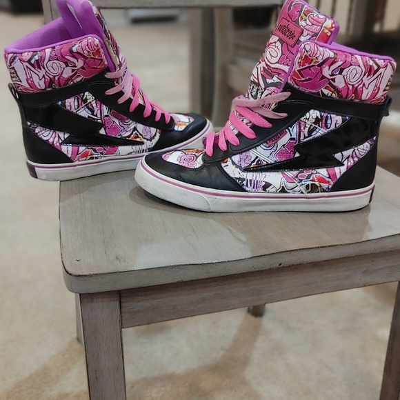 Punkrose - Picture 7 of 8